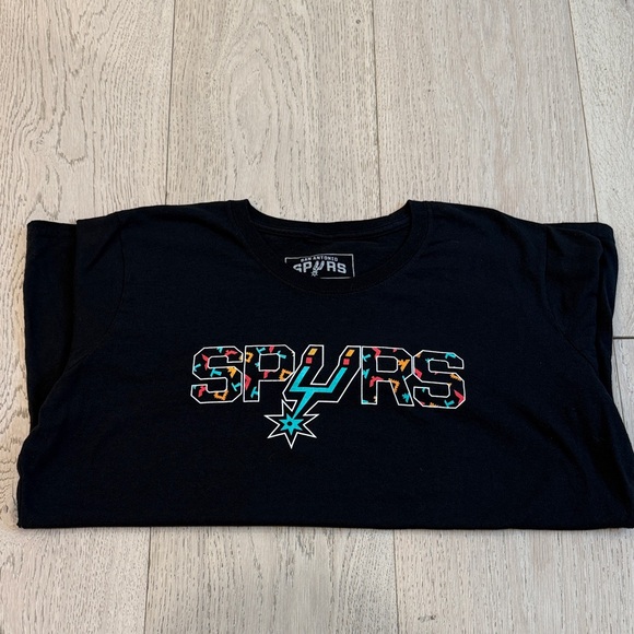 San Antonio Spurs Printed Long Sleeve Tee in Size XXL - Picture 7 of 8